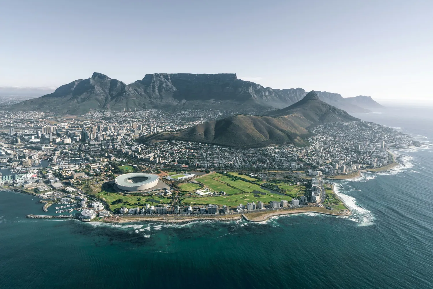 Taffelfjellet over Cape Town sett fra luften