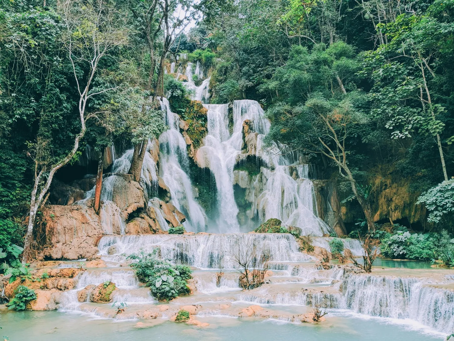 Kuang Si-fossene ved Luang Prabang i Laos