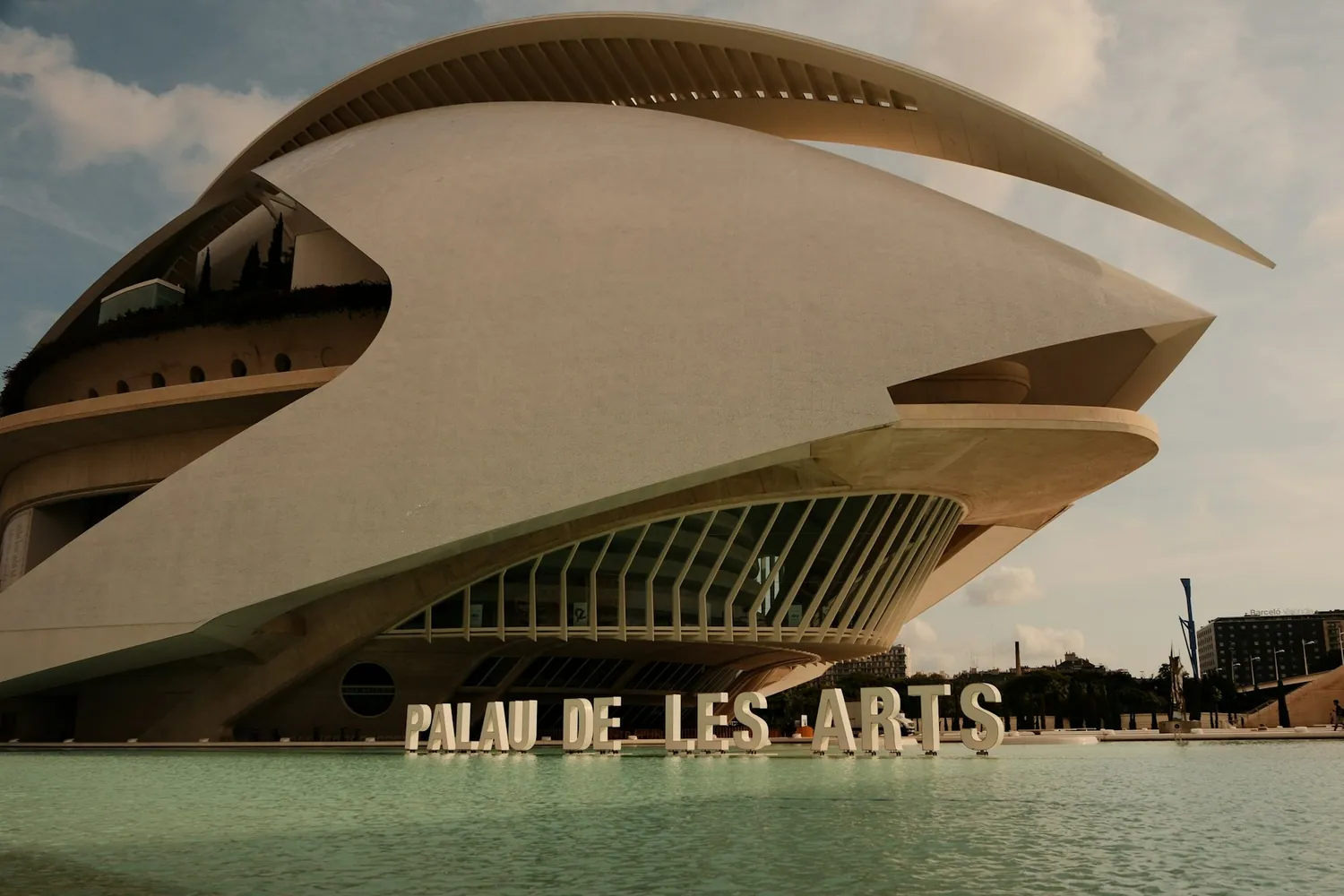 Palau de les Arts i Valencia