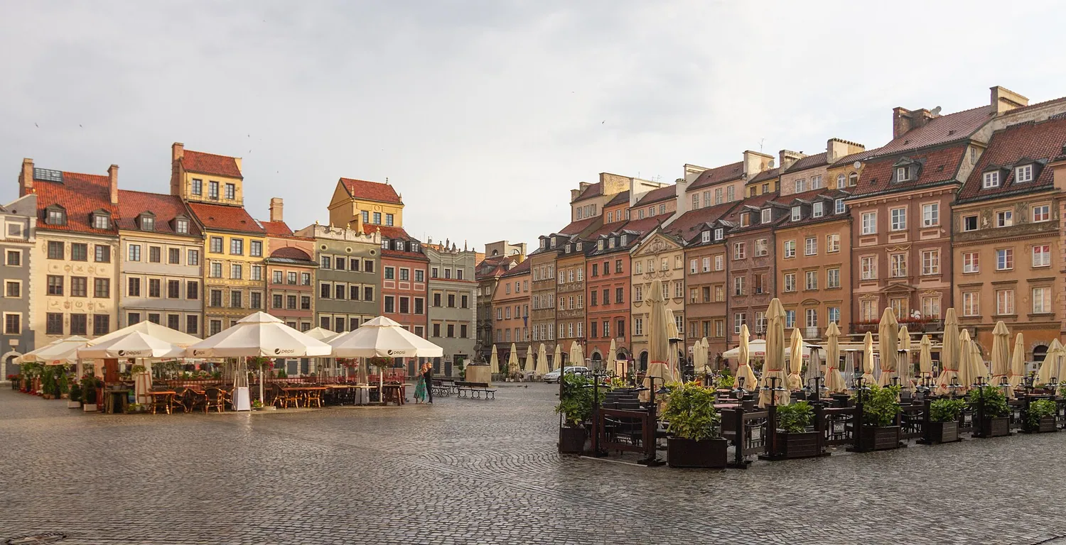 Gamlebyen Stare Miasto i Warszawa
